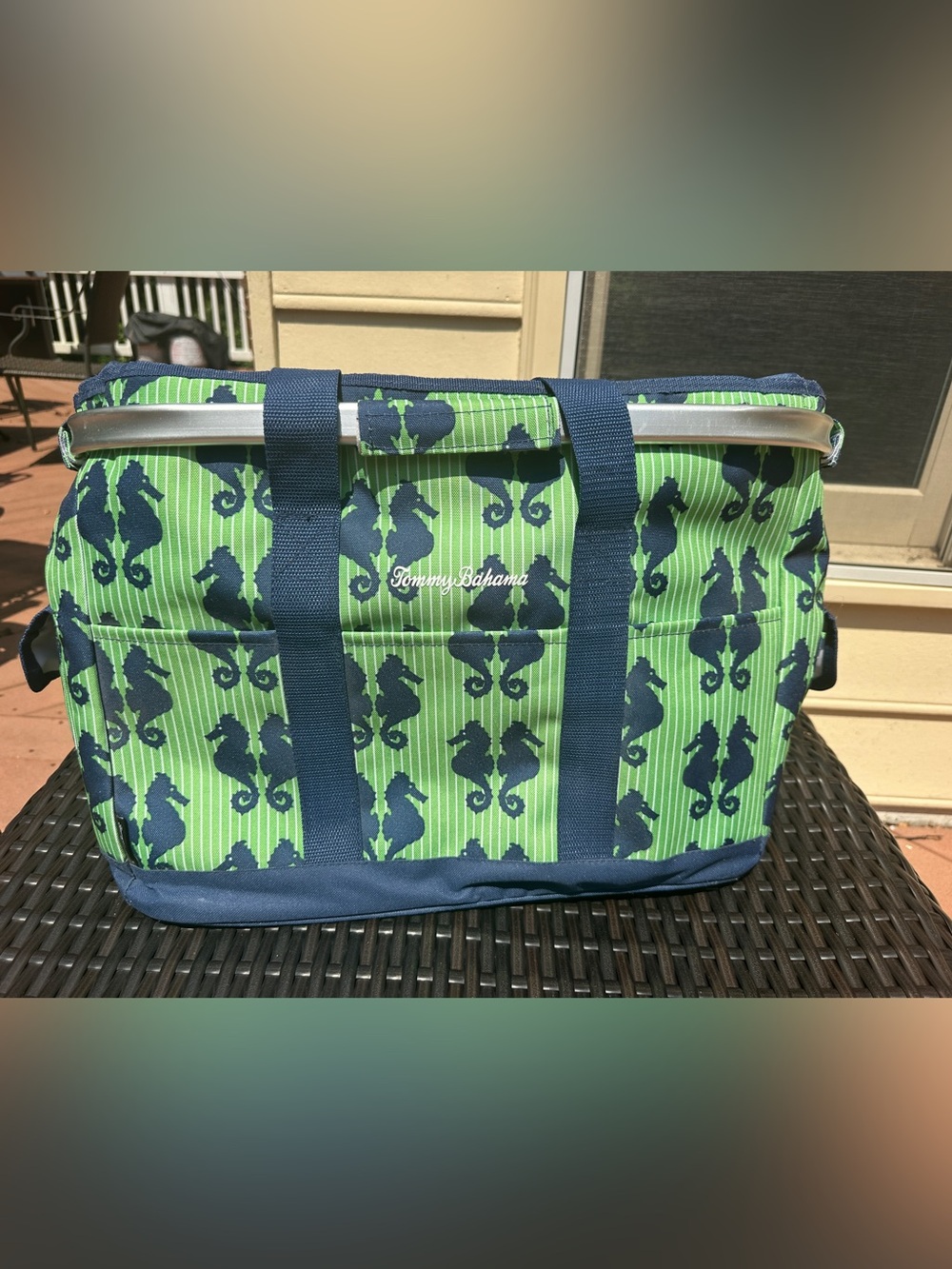 Tommy Bahama Seahorse Insulated Picnic Cooler Basket Green Navy